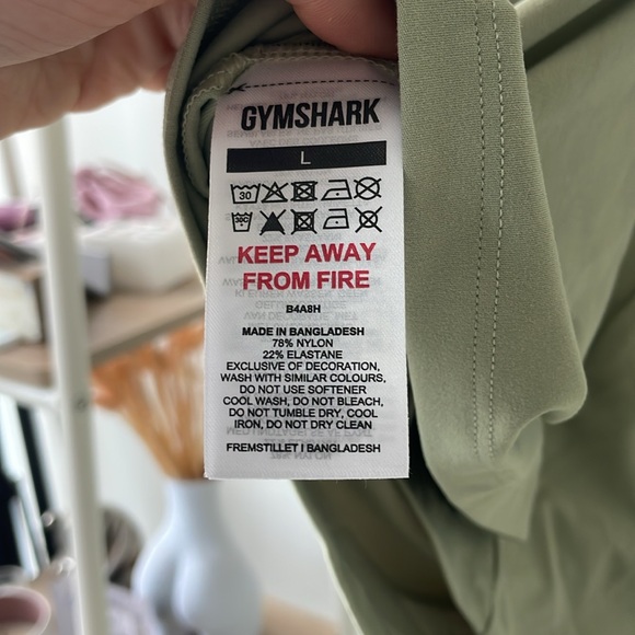 Gymshark Strappy Crop Cami Tank - Picture 6 of 6